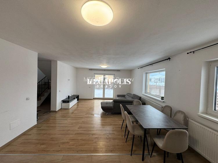 Chirie Casă cu 5 Camere Tip Duplex în Brașov, Cartier Izvor. - 2