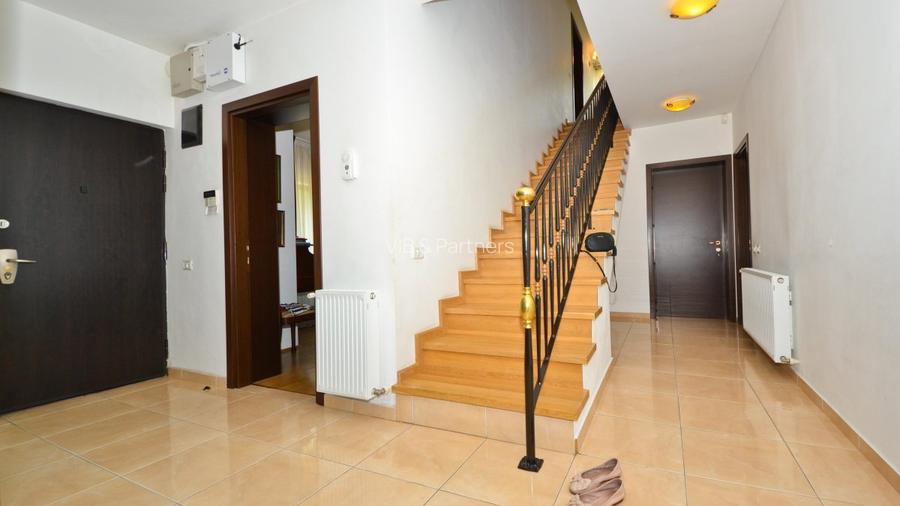 Baneasa - Teisani, vila P+1E, 6 camere, suprafata utila 212 mp - 8