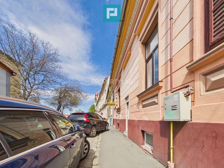 Spațiu comercial de închiriat Piața Catedralei - 2