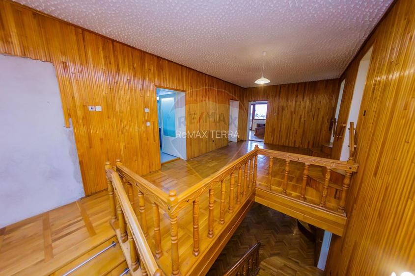 Cladire de inchiriat - in zona Parcul Mare ( camin de batrani, centru) - 18