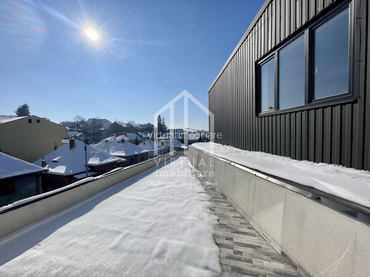 Spatiu comercial cu 8 camere, 5 bai, terasa - zona Centrala - 30