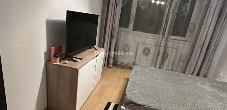 Apartament 2 camere, decomandat, 50 mp, centrala proprie, ac metrou, Pajura - 2