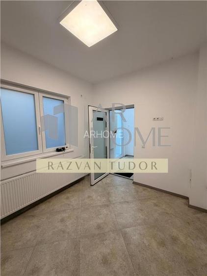 Spatiu comercial cu parcare proprie , Ploiesti, ultracentral - 3