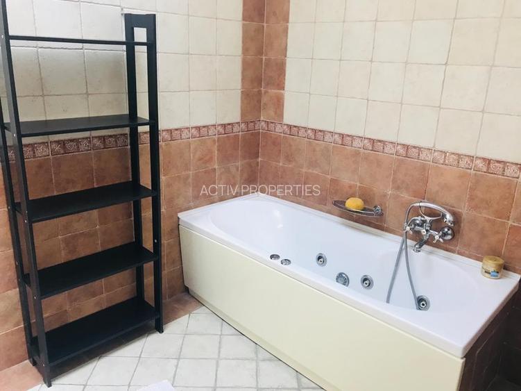 Vila exclusivista 2008,arhitect spaniola,5 dormitoare,5 bai,teren 1420mp,garaj 2 - 16