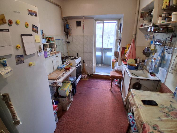 CANTA 3 CAMERE DECOMANDAT ET.1  BLOC 1983   80 MP      COD 160594 - 4