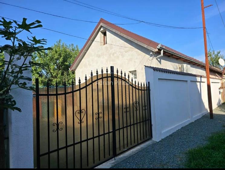 Casă cu mansardă în Năvodari - 6