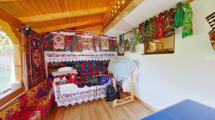 Pensiune cu 10 camere de vânzare în Breb - 17