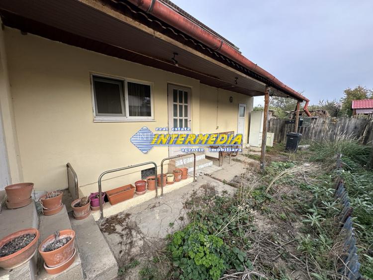 OKAZIE ! Casa cu Magazie 99 mp. Teren 570 mp. Alba Zona Arex toate utilitatile - 10