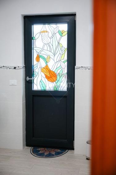 Casă / Vilă cu 5 camere de vânzare - 30