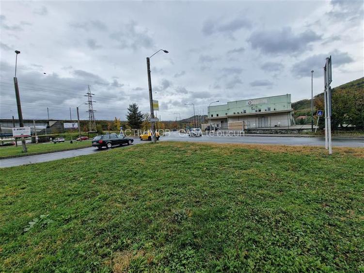 Resita CHIRIE Constructie tip hala 2 nivele 3298 Mp cu teren 6695 Mp - 34