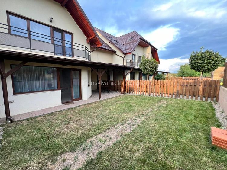 Casa cu 7 camere | 3 balcoane | Garaj | 220 mp + 80 mp curte | Cartier Panorama - 39