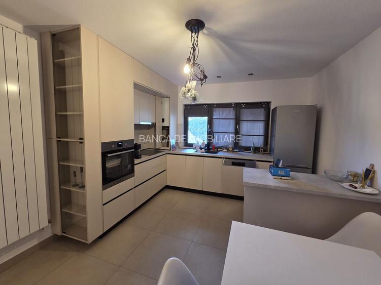 Vilă 9 camere Cristian | Terasă Bucegi | Ideal investiție - 12
