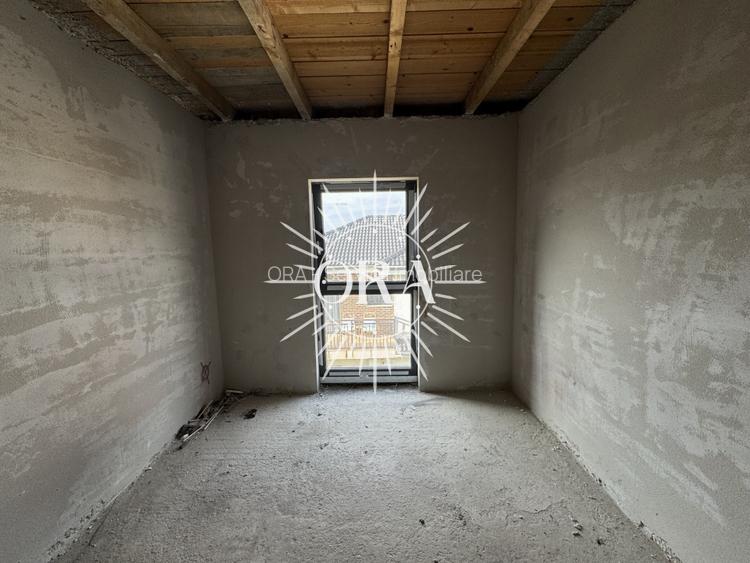 CASĂ INDIVIDUALĂ 4 CAMERE | DE VANZARE | DEZMIR | 120MP | DEMISOL / GARAJ 65MP - 15