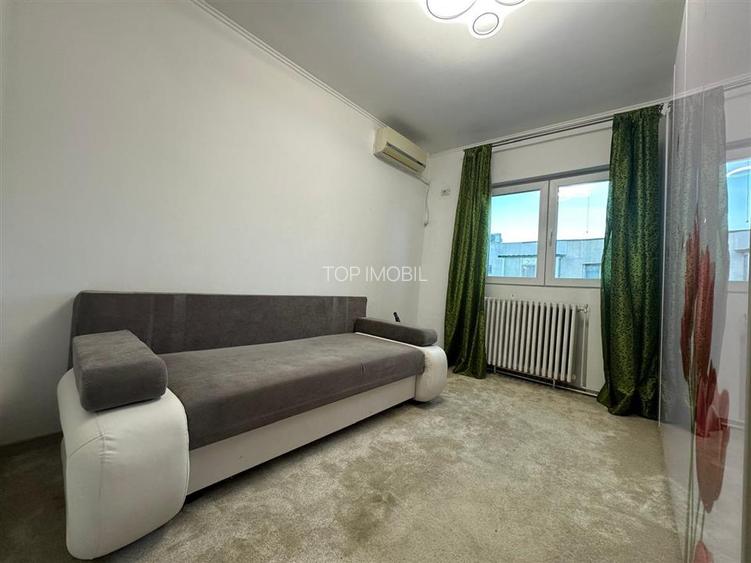 Inchiriere Apartament cu 3 camere Decomandat Palas Mall - 5