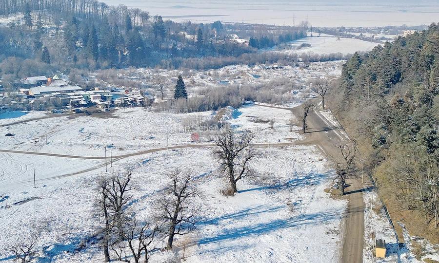 Teren intravilan - 27