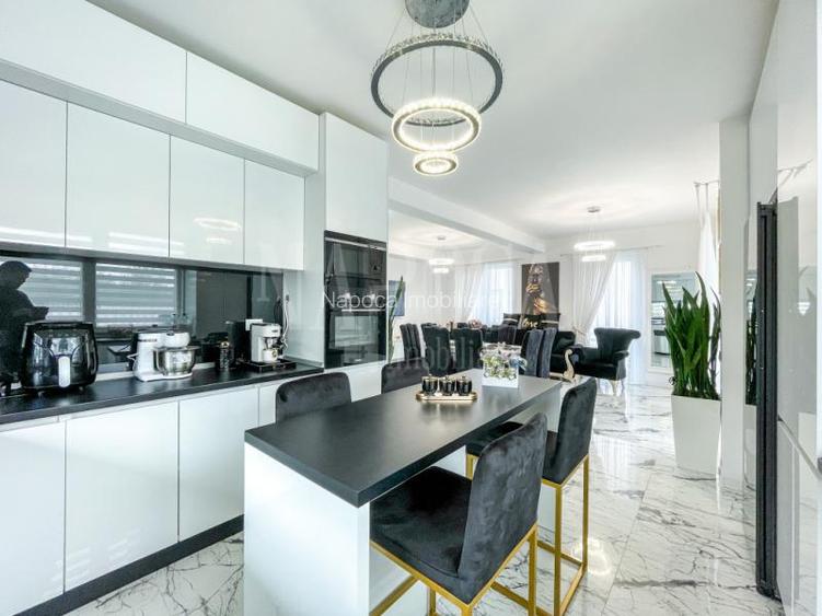 Casa 5 camere de vanzare in Chinteni - 2