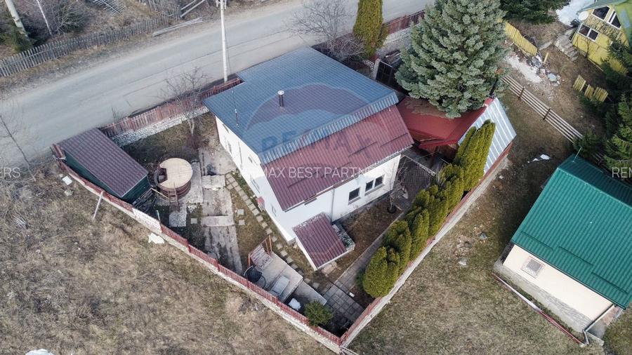 Vanzare Cabana cu 6 camere Muntele Baisorii - 16