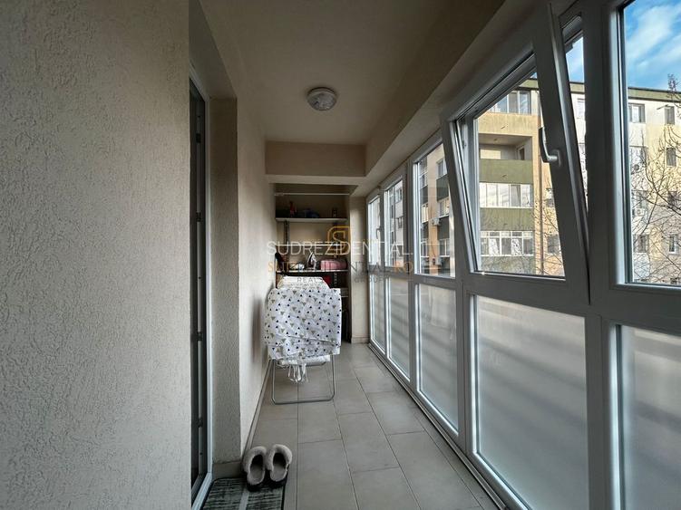 Apartament 2 camere de inchiriat,  Str. Solstitiului, acces metrou - 8