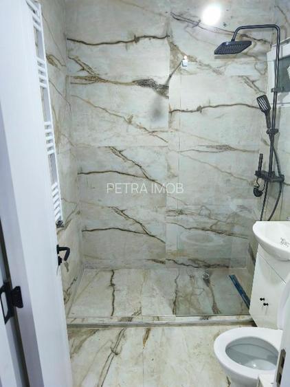 2 CAMERE DECOMANDAT LIBER - 2