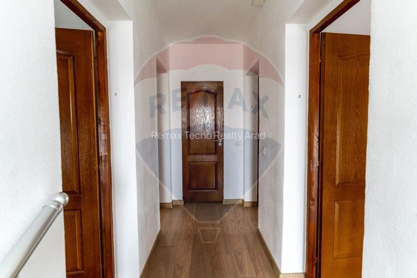 Vila/Pensiune de vanzare Bacia,jud.Hunedoara - 12