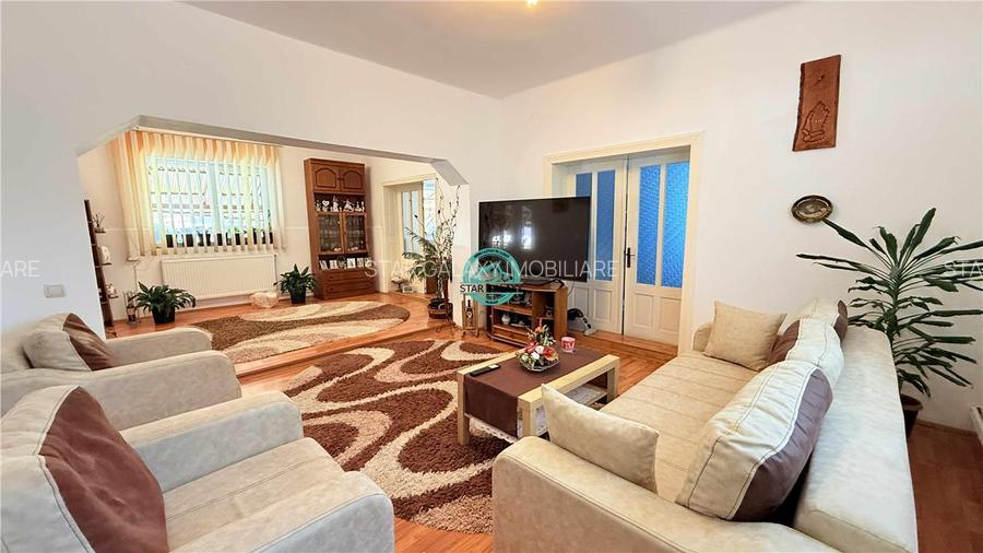 Vand casa cu 5 camere si teren 1040 mp in Toaca - 5