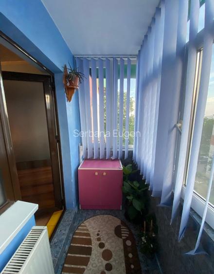 Apartament decomandat 3 camere | Etaj 3 | Complet mobilat și utilat - 1 MAI - 8