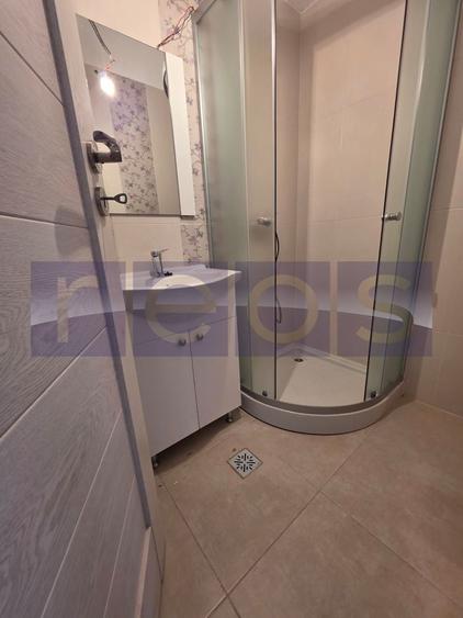 VANZARE 4 CAMERE -CARTIERUL LATIN   - 2x loc parcare - 16