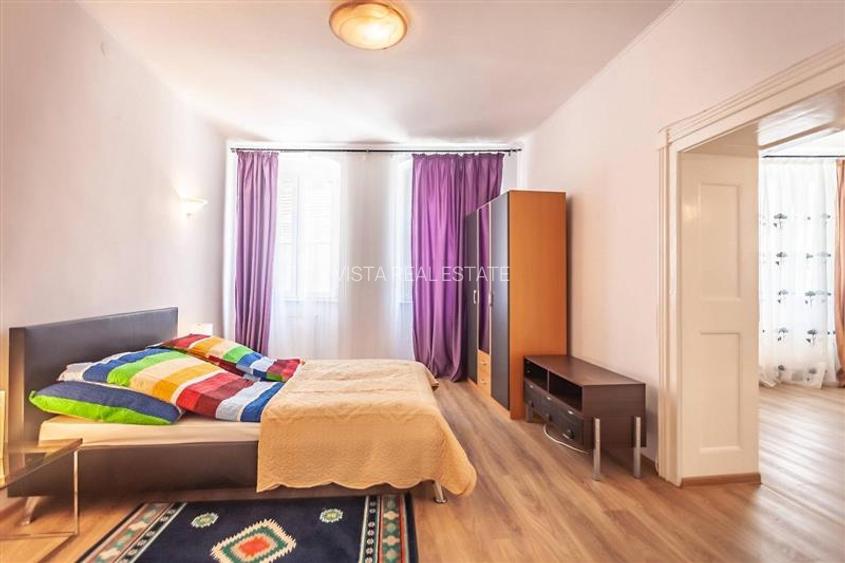 Oportunitate! Apartament + Garsoniera - 130mp, intrari separate, Etaj 1, loc de - 10