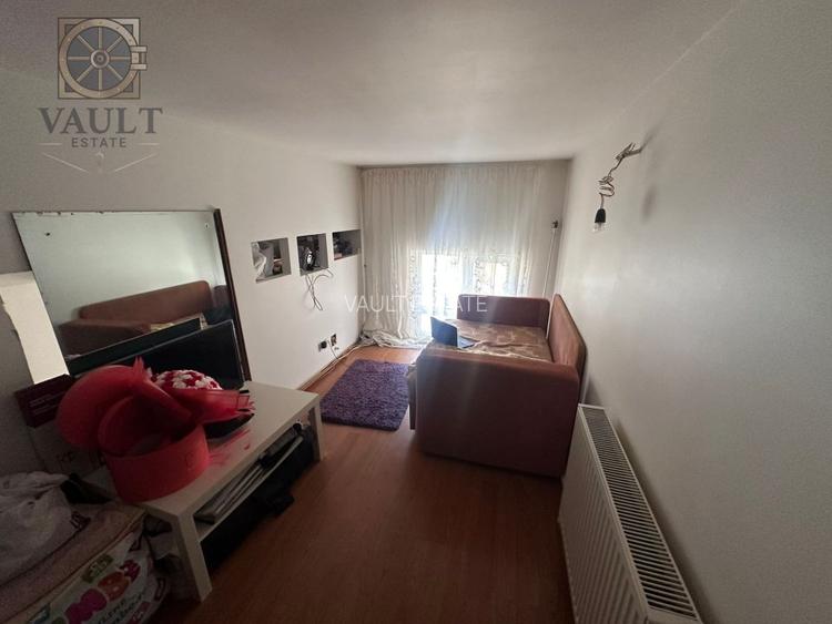 Garsoniera -Piata Rosetti - 3