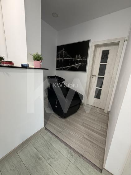 Închiriere post de lucru coafor / frizerie - 5