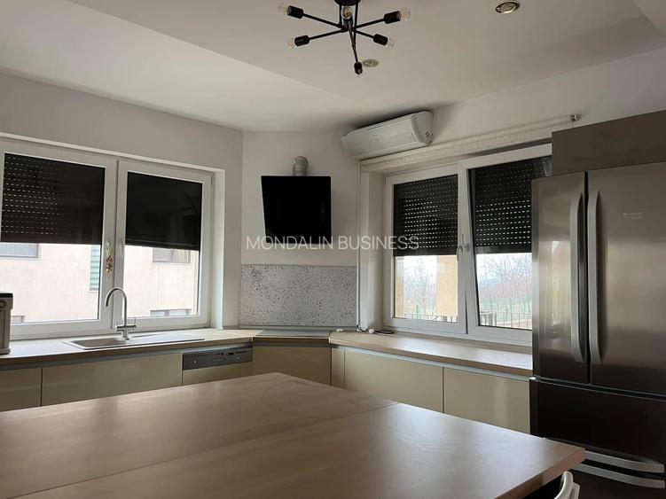 Vilă cu 8 camere, P+M , zona Dealuri, Oradea. - 2