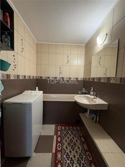 Apartament 3 camere, etaj intermediar- Nicolina - 9