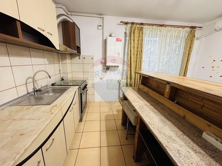 Apartament spatios de vânzare 2 camere EROILOR . VOLUNTARI A3 - 12