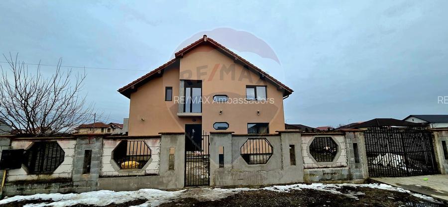 Casă / Vilă cu 5 camere de vânzare - 3