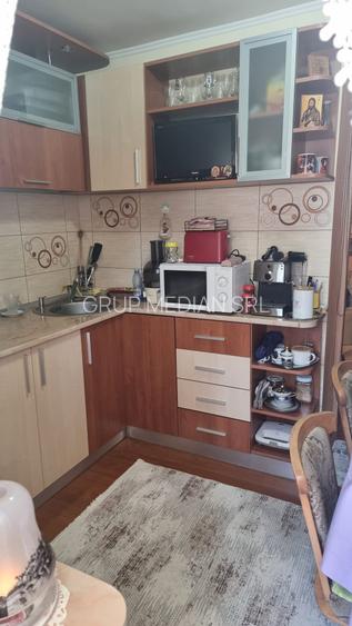 Apartament 3 camere de vanzare - Ostroveni, zona Pieței, decomandat, 71,29 mp - 8