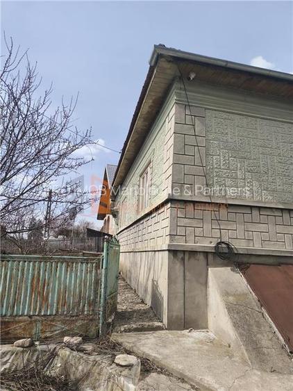 Casa tip parter zona Tisau - 3