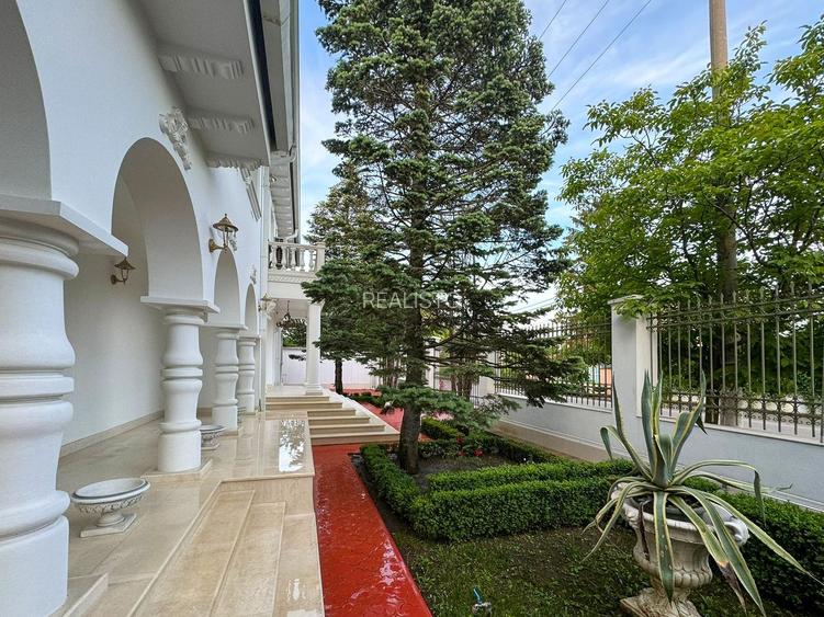 PROPRIETATE CU ENERGIE PURA |  Sanctuarul Eleganței și Rafinamentului - 33