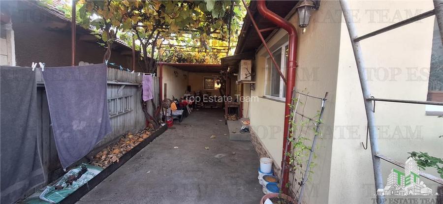 Casa  spatioasa cu 5 camere si curte proprie in Zona Bratianu, Constanta - 11