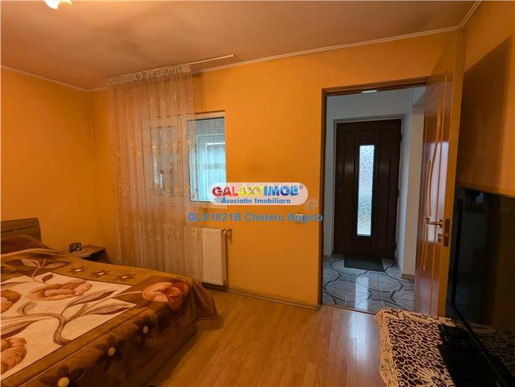 Rahova casa cocheta caramida,teren 145;mp desch. 11 ml,mobilat,utilat - 12