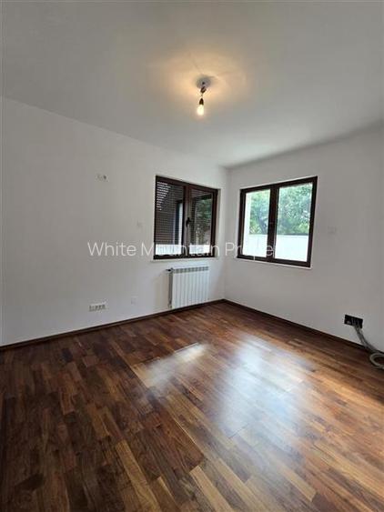 Ion Mihalache, vila 9 camere cu piscina interioara, de vanzare, comision 0% - 18