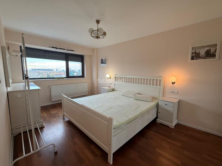 Apartament tip penthouse în piața romană  - 9