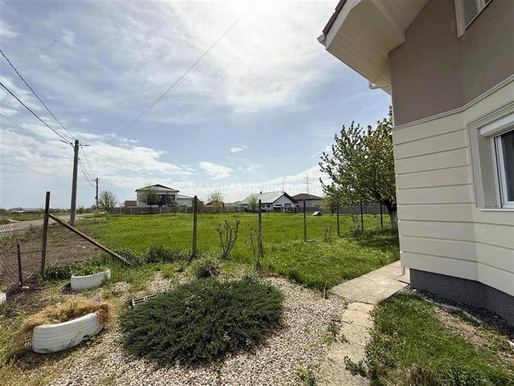 CASA individuala cu garaj, 5 camere, 3 bai Dumbravita zona lac Macilor - 27