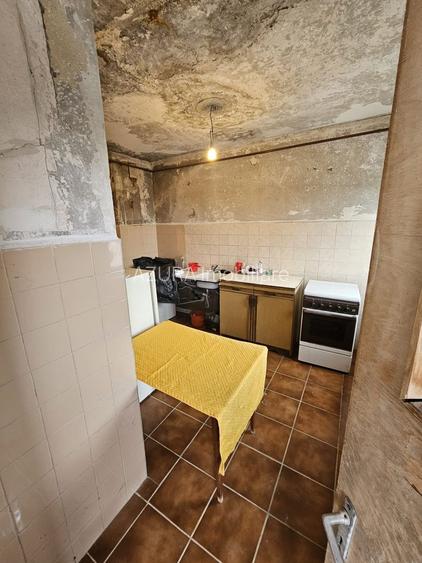 Apartament 3 camere, Ultracentral, Costesti - 14
