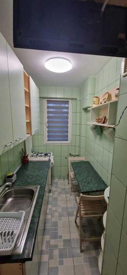 Apartament 2 camere, parcare inclusa, balcon, metrou 4 minute