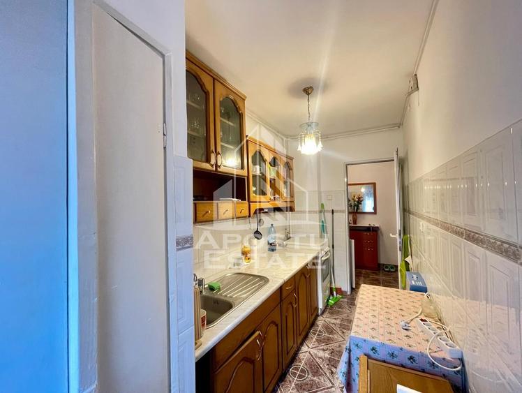 Apartament 2 camere - zona Vlaicu