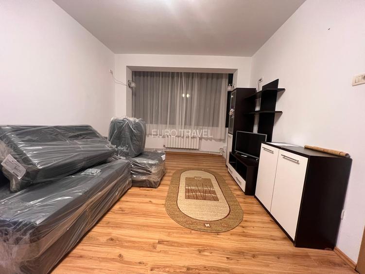 apartament modern, curat, centrala gaz, loc parcare , Tomis 2-Spital , 450 euro - 3