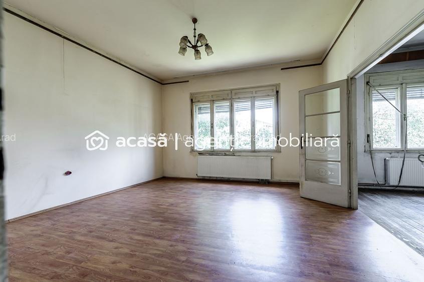 Casă pe Dorobanților | 716 mp teren | centrală gaz | Pârneava - 2