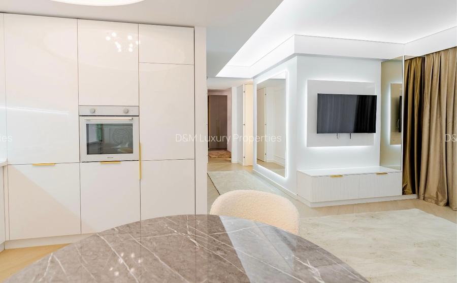 Inchiriere 3 camere Cortina North - 4