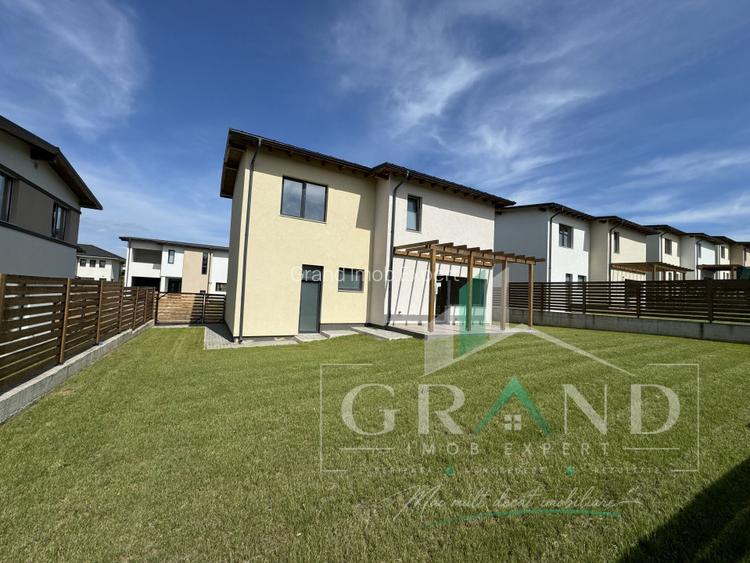 OPORTUNITATE!Casă individuală | 4 camere | 3 băi | Garaj | Terasă | Dezmir - 27