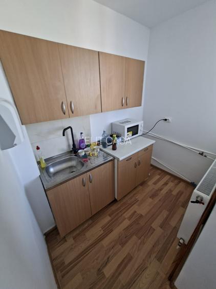 Apartament cu o camera decomandat, zona Tatarasi - 5